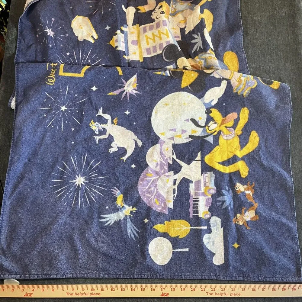 Mickey Mouse & Friends Beach Towel Walt Disney World 50th Anniversary Navy